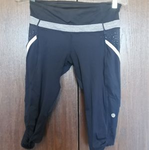Lululemon cropped running leggings